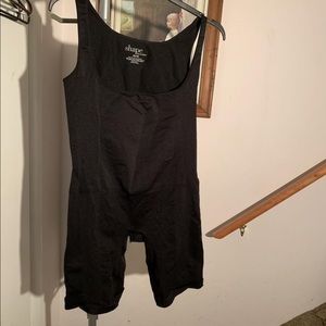 Cacique shapewear size 26/28